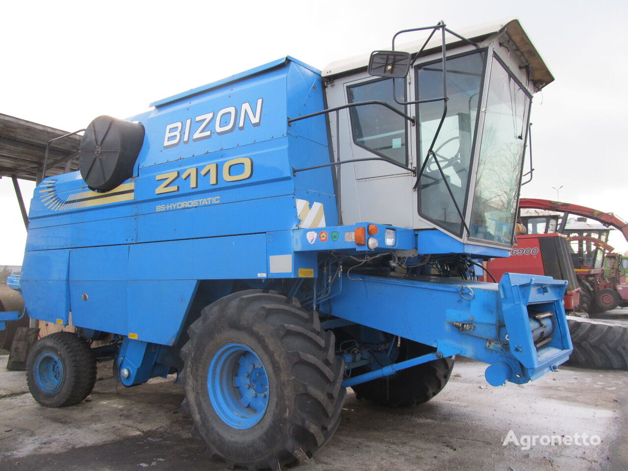 máy gặt đập liên hợp Bizon BS Z110
