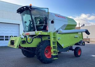 máy gặt đập liên hợp Claas AVERO 240